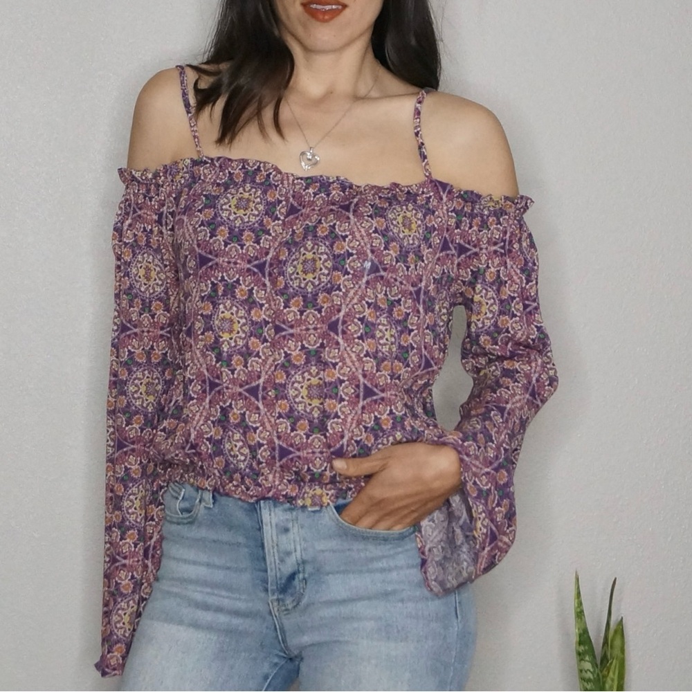 LA Hearts Off the Shoulder Crop Top Multicolor Top W/Elastic Hem Bell Sleeves